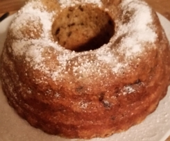 Apfelgugelhupf mit Schokolade - super saftig!!