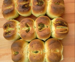 Kräuterbuttersemmeln/ -brötchen