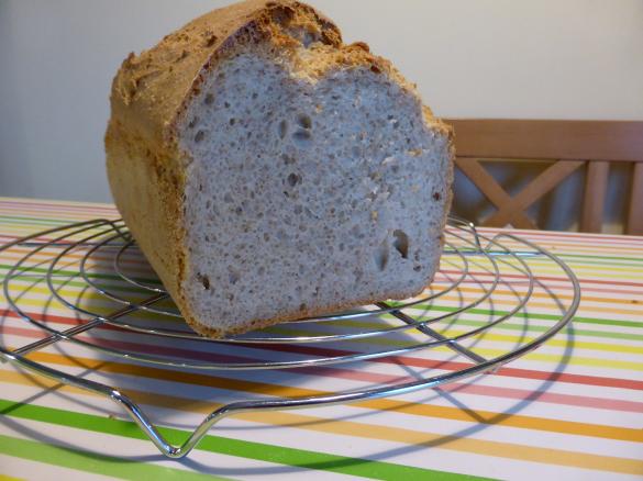 Variation Dinkel-Weizen-Mischbrot OHNE Kürbiskernen, mit gemahlenen Haferflocken