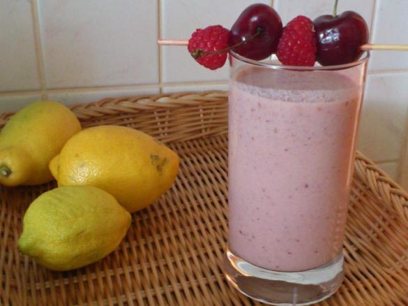 Kirsch-Himbeer Milchshake