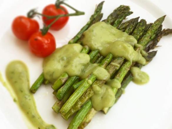 Avocado Basilikum Hollandaise - Vegan, Gesund und ohne Cholesterin 