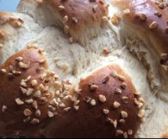 Hefezopf superlecker – ohne Ei, Vegan
