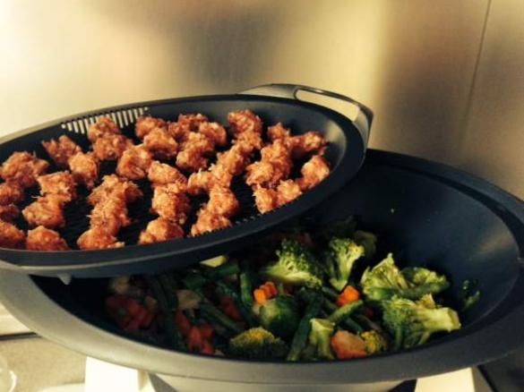 Gemüsesuppe mit Gehacktesbällchen Low-Carb