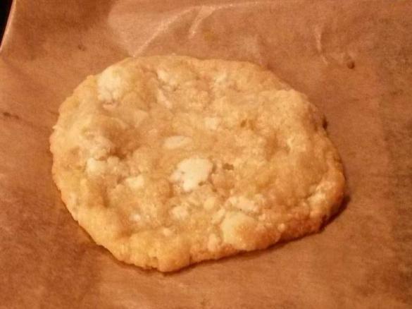 Chewy Cookies mit Mandeln und weißer Schokolade wie bei Subway