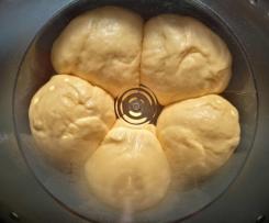 Dampfnudel mit Vanillesoße