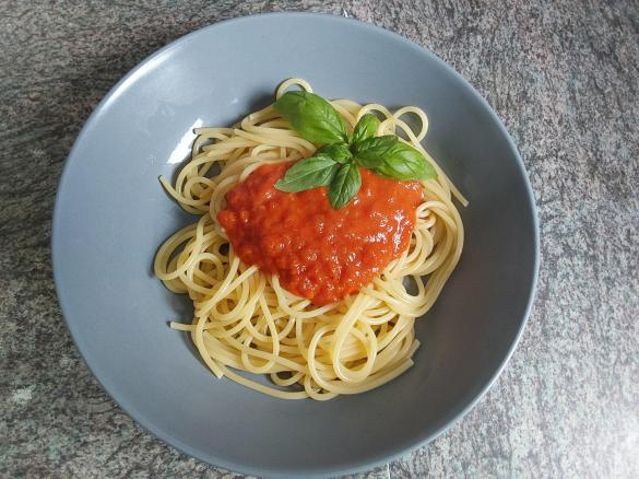 Linguini mit Miracolix- Sosse  a`la Mama