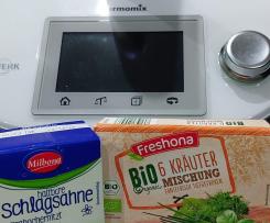 Selbstgemachte cremige Kräuterbutter