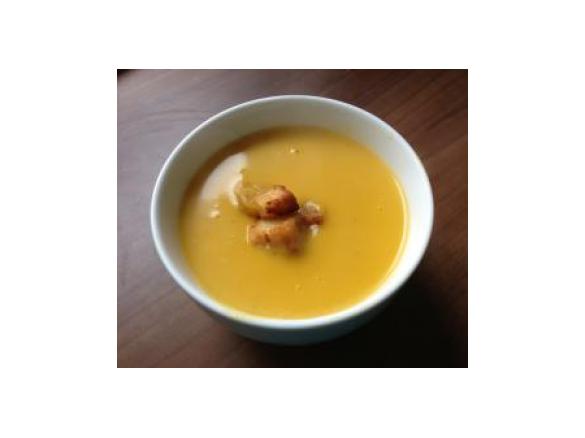 Kürbissuppe mit Gorgonzola