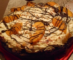 Torte mit Weihnachtsplätzchen