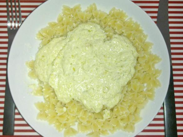Nudeln mit Zucchini-Mascarpone-Sauce