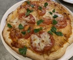 Pizza Teig von der Lieblingspizzeria aus Italien