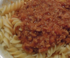 Nudelsoße Bolognese/Sauce Bolognese  (wie vom Herd)