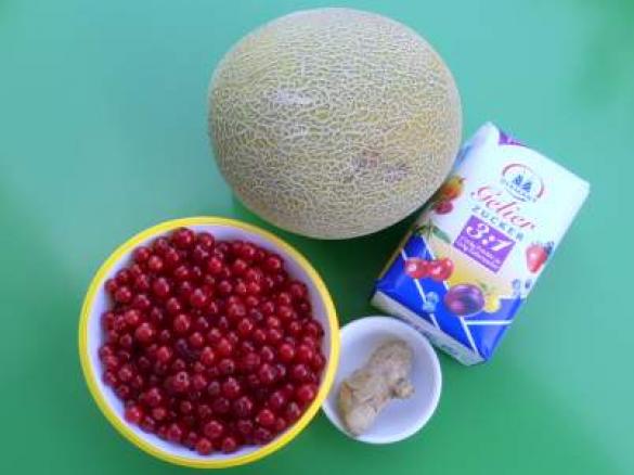 Melonen-Johannisbeer-Marmelade mit frischem Ingwer