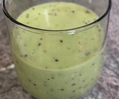 Kiwi - Smoothie mit Kurkuma