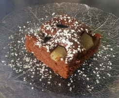 Schneller Schoko-Blechkuchen mit Obst