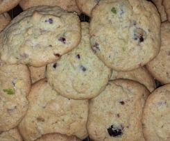 Cookies mit Cranberries und Pistazien (Variation von Chocolate Chip Cookies von Reisefee)
