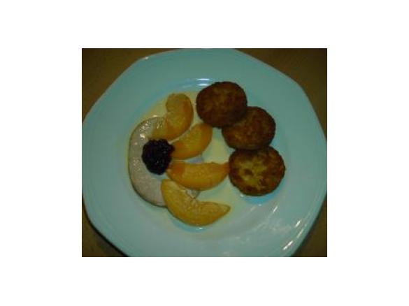 Kasseler mit Pfirsich in Käsesoße