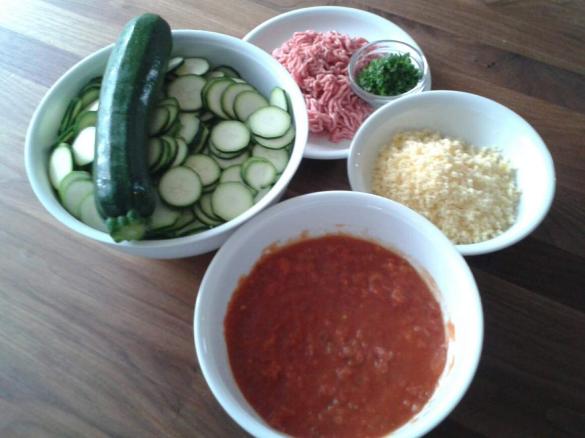 Gratinierte Zucchini mit Hackfleisch