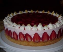 Erdbeer-Sahne-Torte