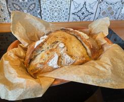 knuspriges Weizen-Dinkel-Roggenbrot