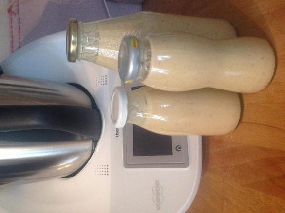 Eierlikör mit weihnachtlichen Gewürzen