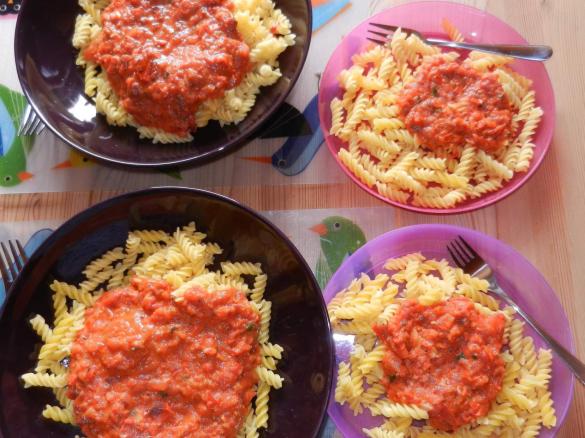 Tomatensoße aus frischen Tomaten