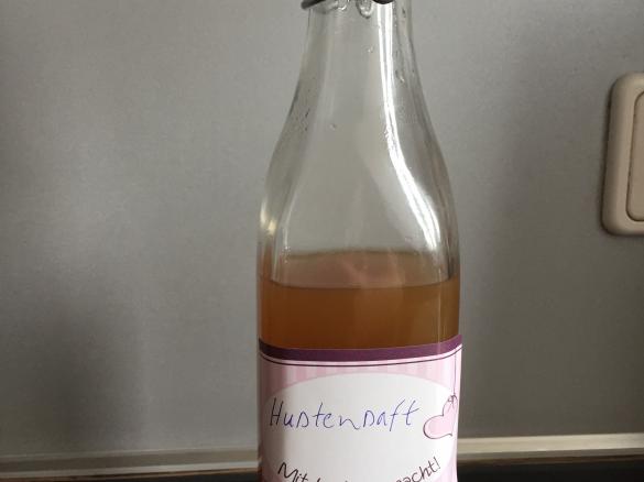 Zwiebel-Ingwer-Hustensaft