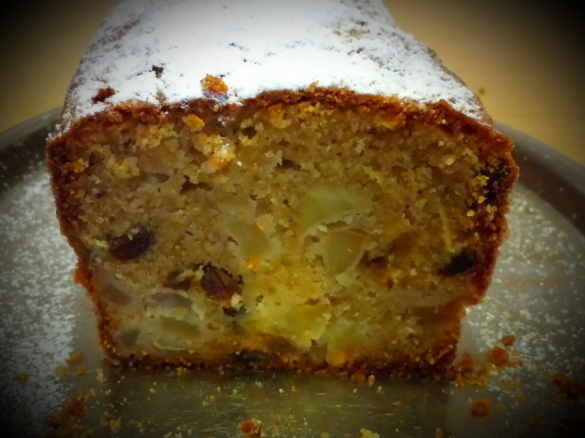 Schneller Apfelkuchen aus der Kastenform