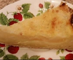 Streuselkuchen mit Birne und Pudding