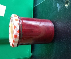 4-Frucht-Marmelade Banane Erdbeere Heidelbeere Weintraube