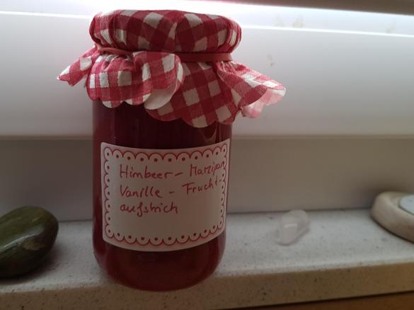 Himbeer-Marzipan-Vanille Marmelade