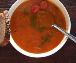 schnelle Gemüsesuppe mit würzigem Grünkern