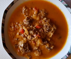 Sauerkrautsuppe mit Hackfleisch, Wiener  oder Cabanossi / Rezept des Tages