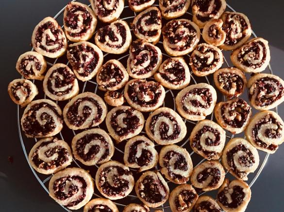 Walnuss-Cranberry-Schnecken