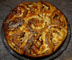 Apfel-Zimt-Nuss-Schneckenkuchen