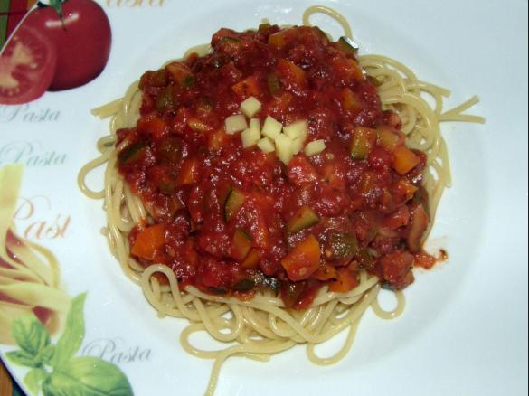 Arabiata Soße mit Gemüse