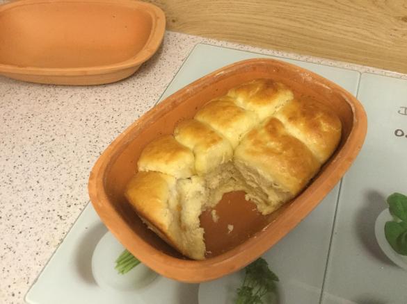 Buchteln aus dem Römertopf