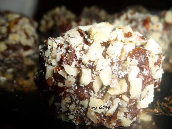 Pralinen ähnlich Rocher