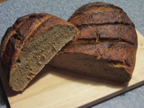  Roggen- Dinkel-  Brot mit Bärlauch