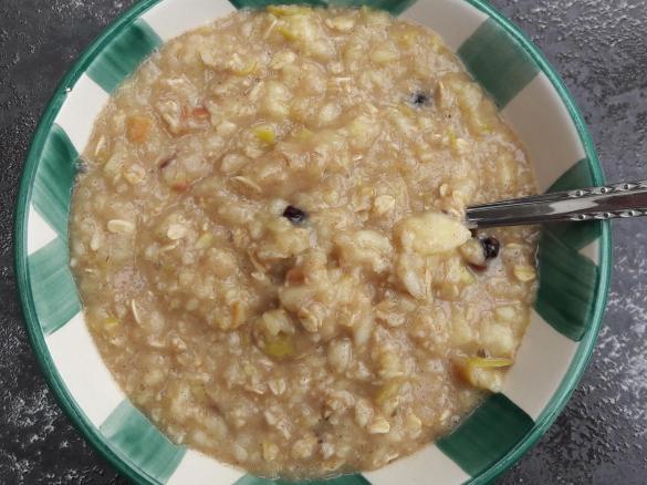 Apfel-Zimt-Porridge mit Cranberries / WW