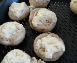 Gefüllte Champignons