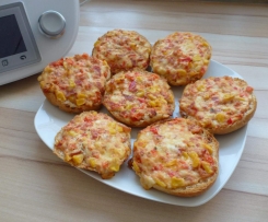 Pizzabrötchen / Gemüse-Schmand-Brötchen / Pizzasemmeln
