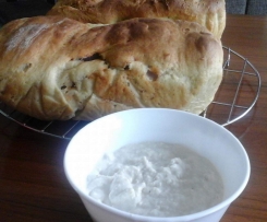 Antivampir Dip vegan, Knoblauchcreme, Knoblauchsoße, Knoblauchsauce zum Grillen oder Raclette 