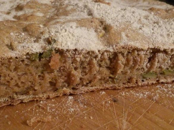 Zucchini-Oliven-Rosmarinbrot