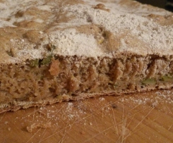 Zucchini-Oliven-Rosmarinbrot