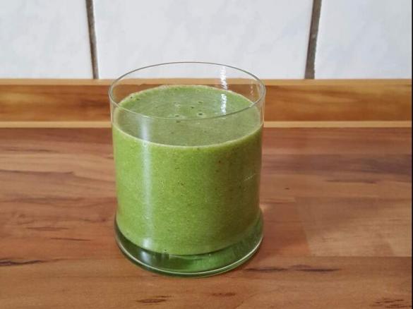 Ananas- Spinat Smoothie