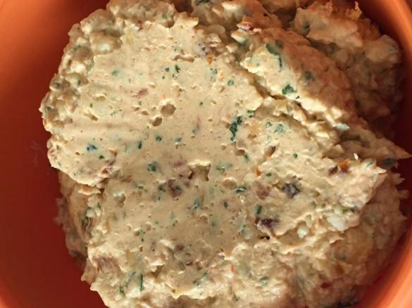 Tomaten-Parmesan Dip