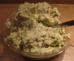 Dip mit Datteln und Frischkäse