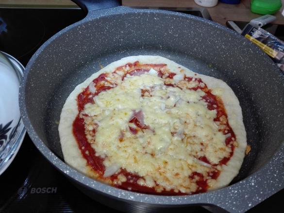 Pfannenpizza