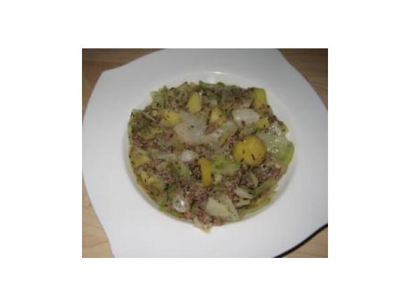 Weißkohleintopf mit Lammhack